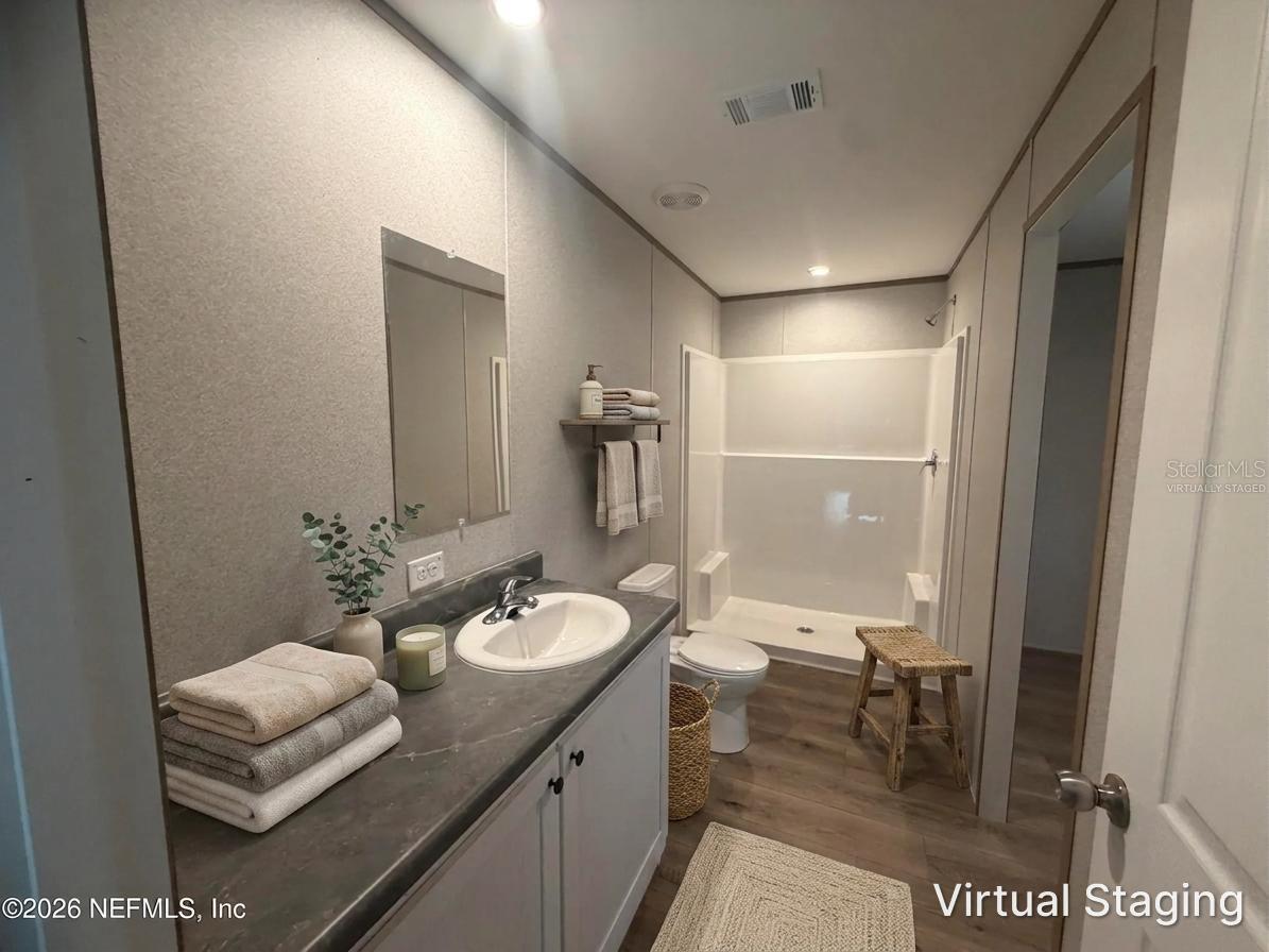 INTERLACHEN - Residential