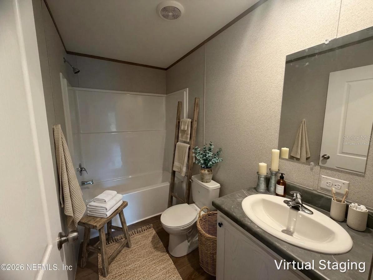 INTERLACHEN - Residential