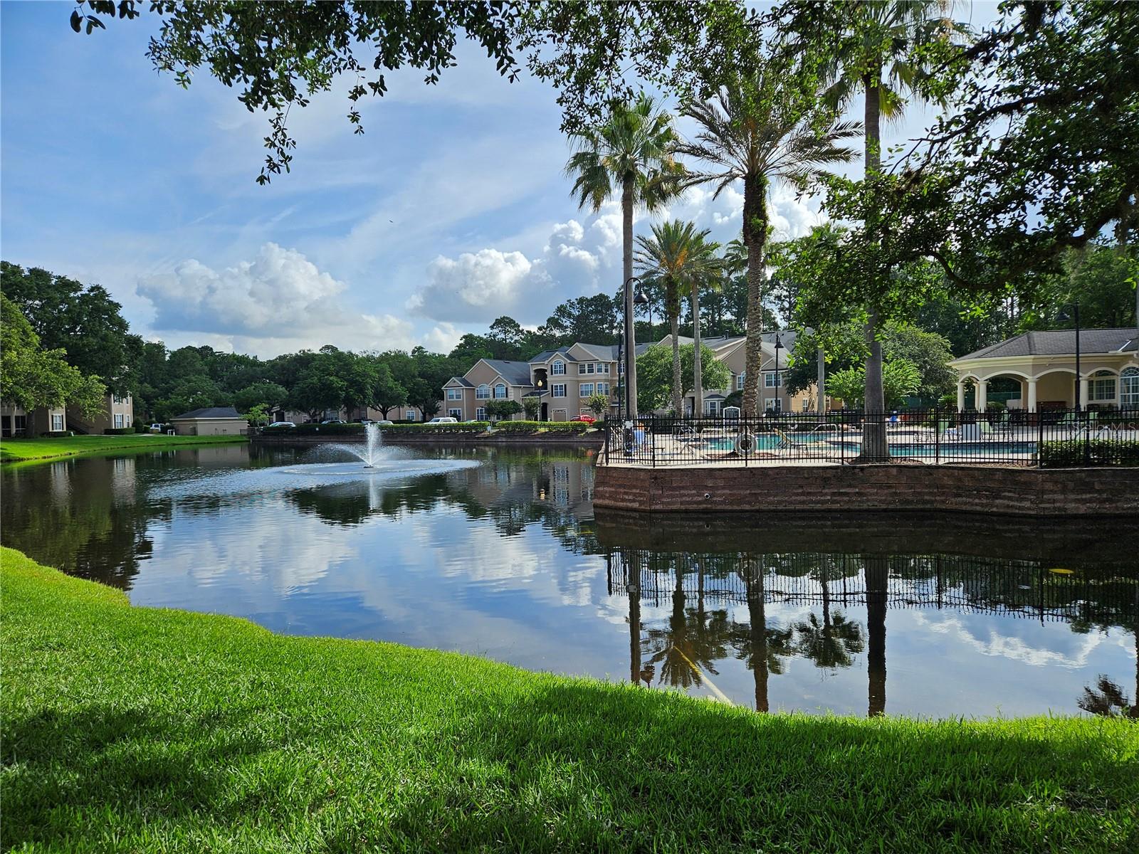 GRAND RESERVE CONDO - Residential