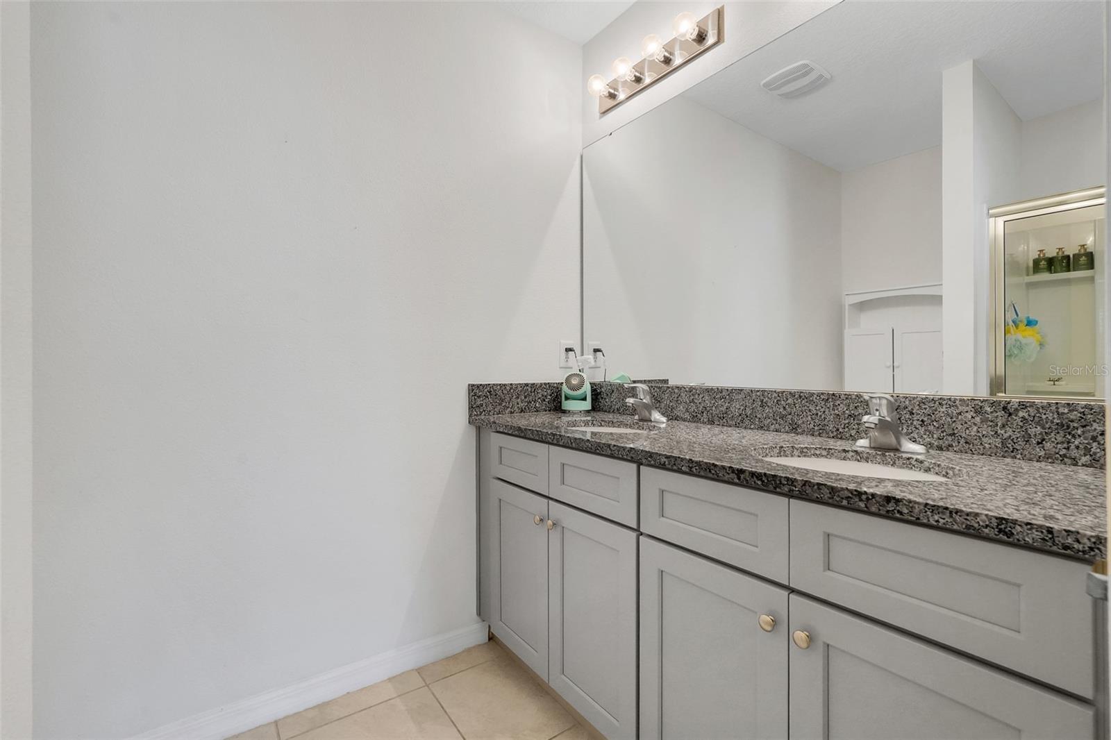 OAK TRAIL RESERVE - Residential