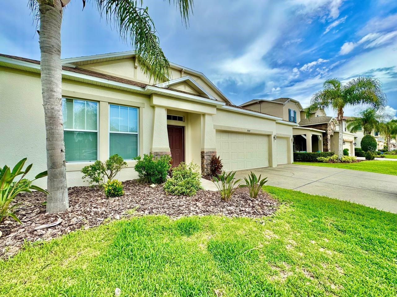 07 OAKS PCLS C-4B & S-1A - Residential Lease