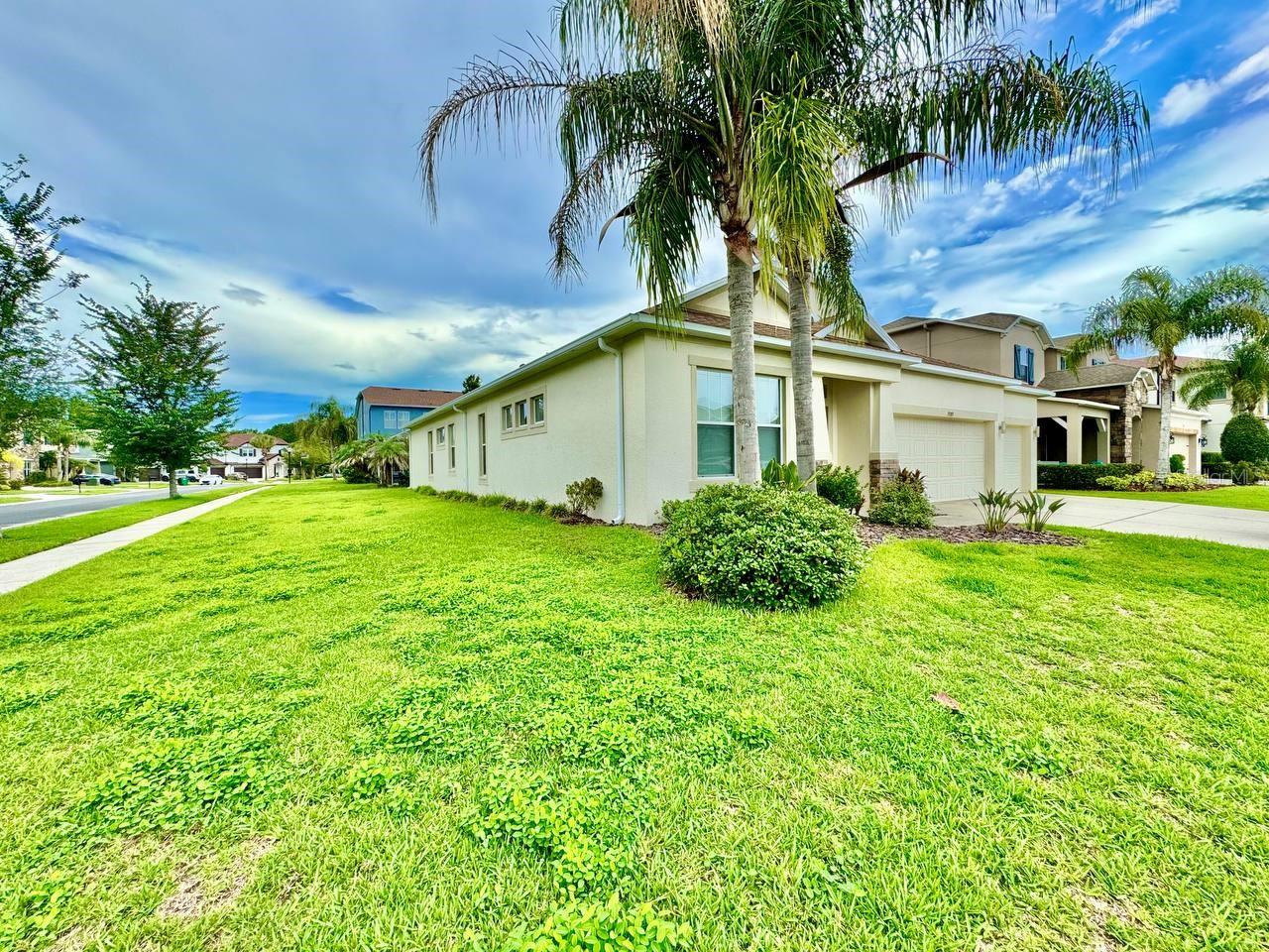 07 OAKS PCLS C-4B & S-1A - Residential Lease