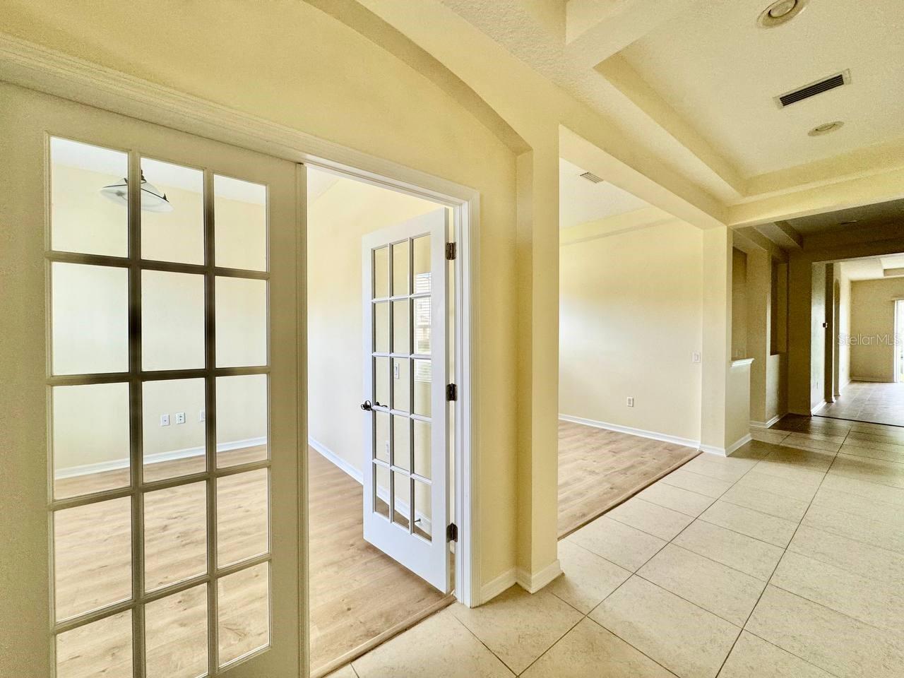 07 OAKS PCLS C-4B & S-1A - Residential Lease