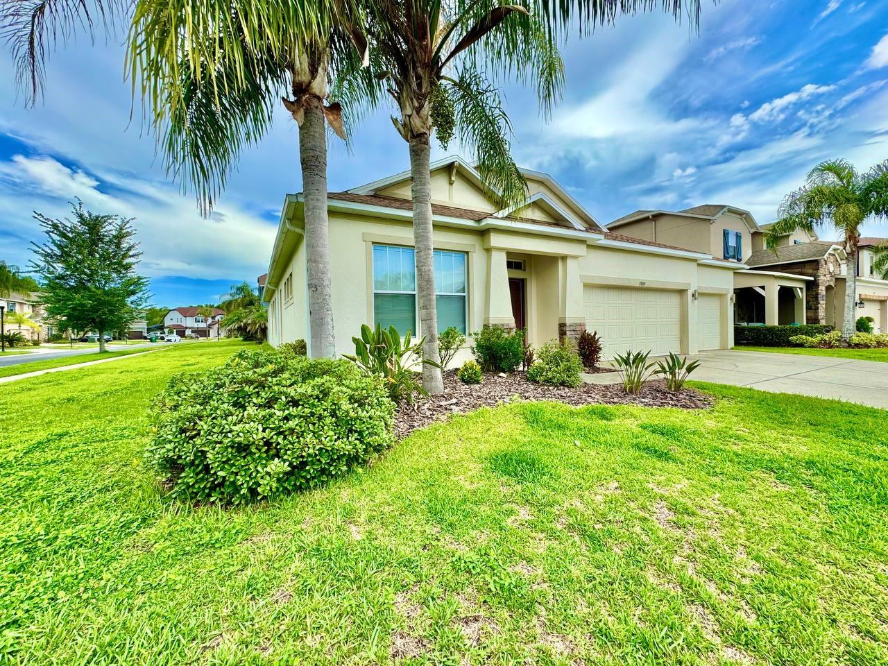 07 OAKS PCLS C-4B & S-1A - Residential Lease