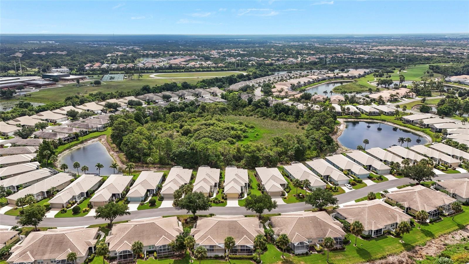 BUCKINGHAM MEADOWS ST ANDREWS E PLANTATION PH - Residential