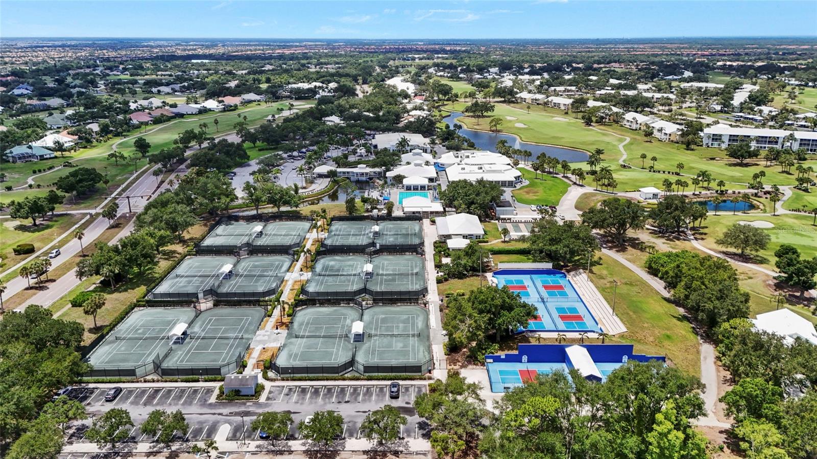 BUCKINGHAM MEADOWS ST ANDREWS E PLANTATION PH - Residential