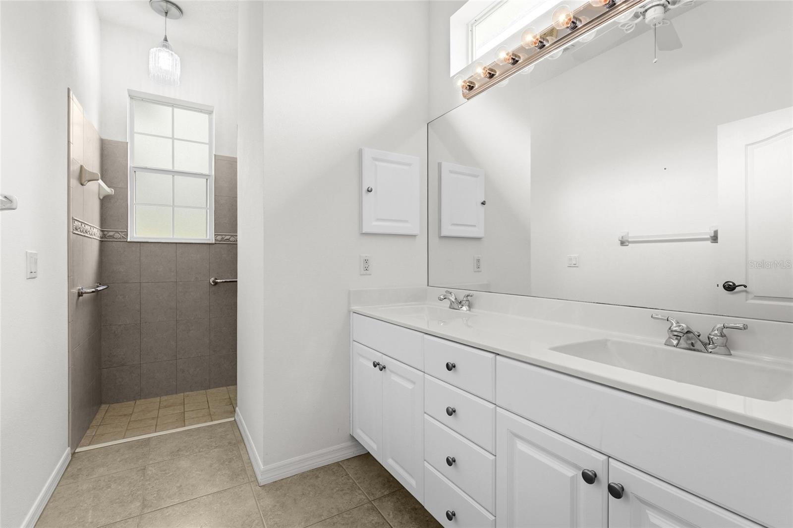 BUCKINGHAM MEADOWS ST ANDREWS E PLANTATION PH - Residential
