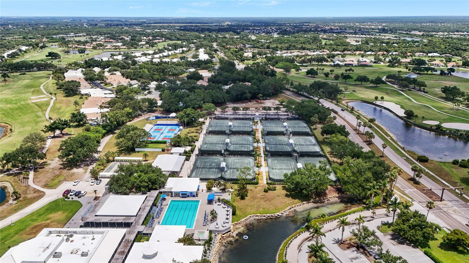 BUCKINGHAM MEADOWS ST ANDREWS E PLANTATION PH - Residential