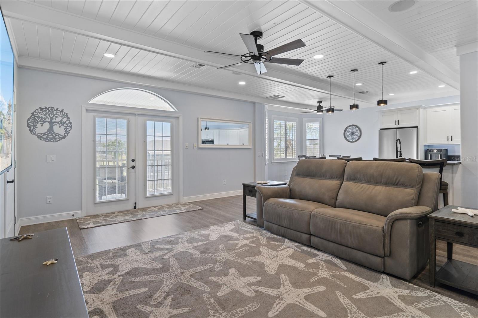 HERNANDO BEACH - Residential