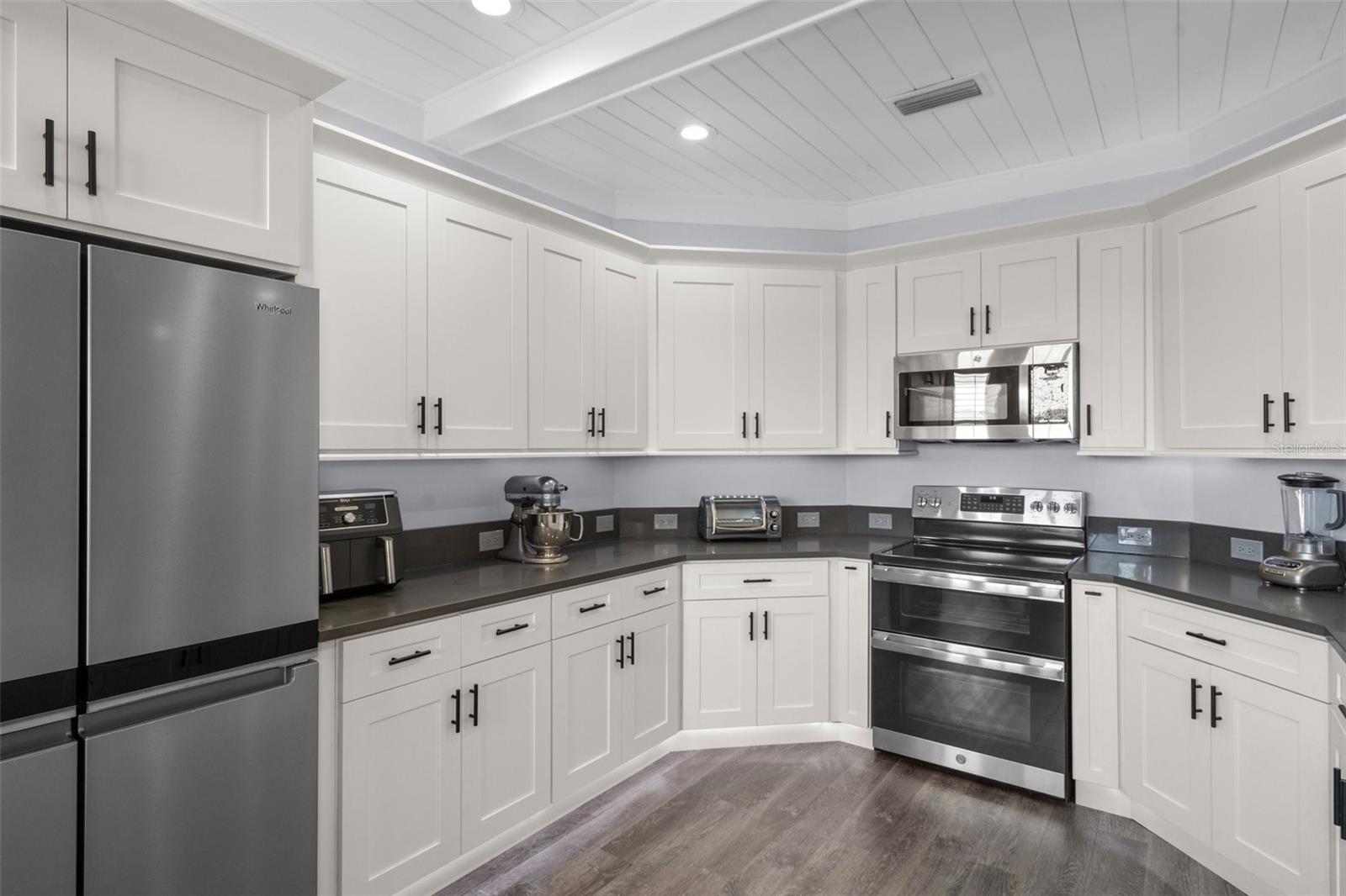 HERNANDO BEACH - Residential
