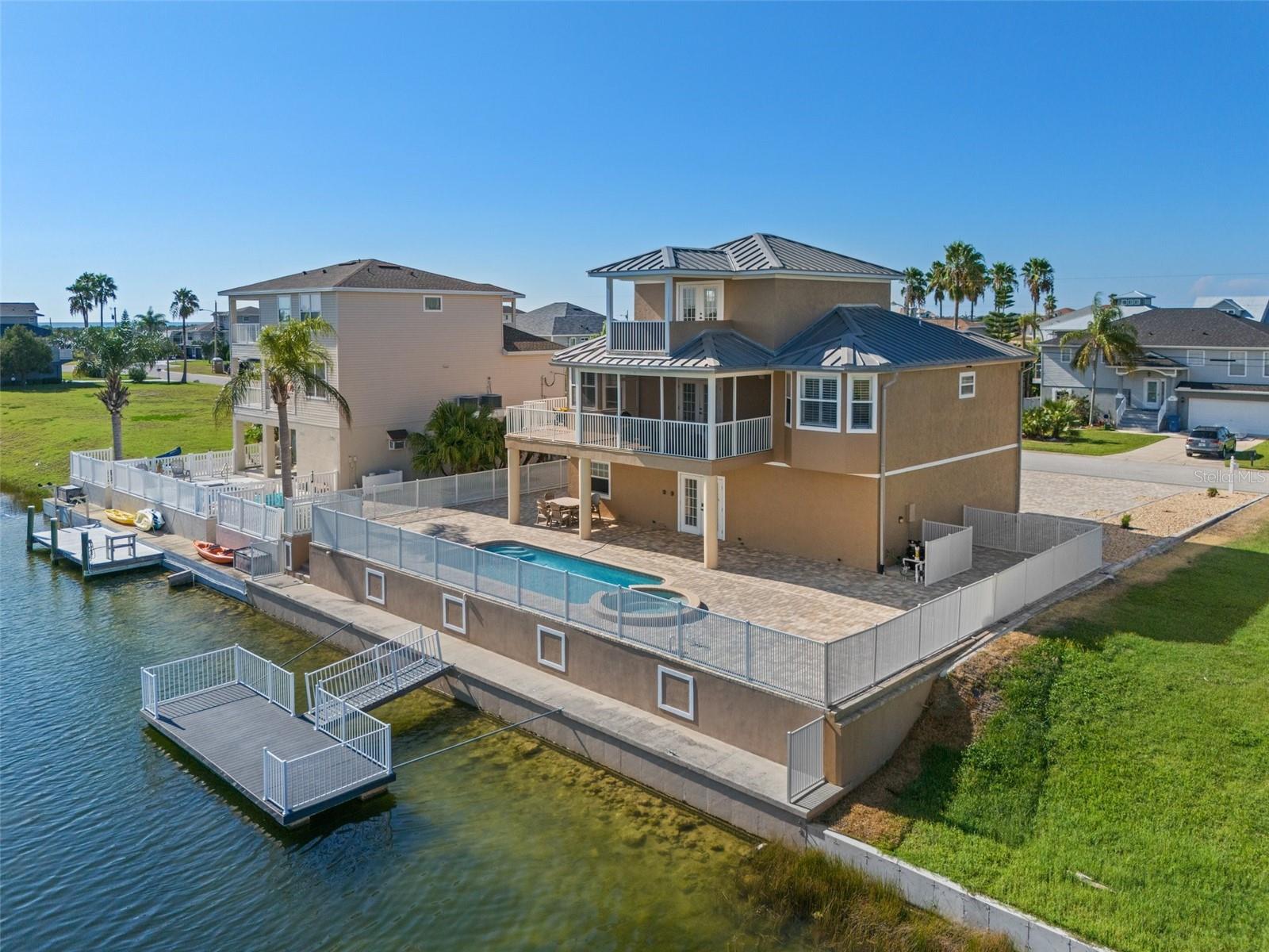 HERNANDO BEACH - Residential
