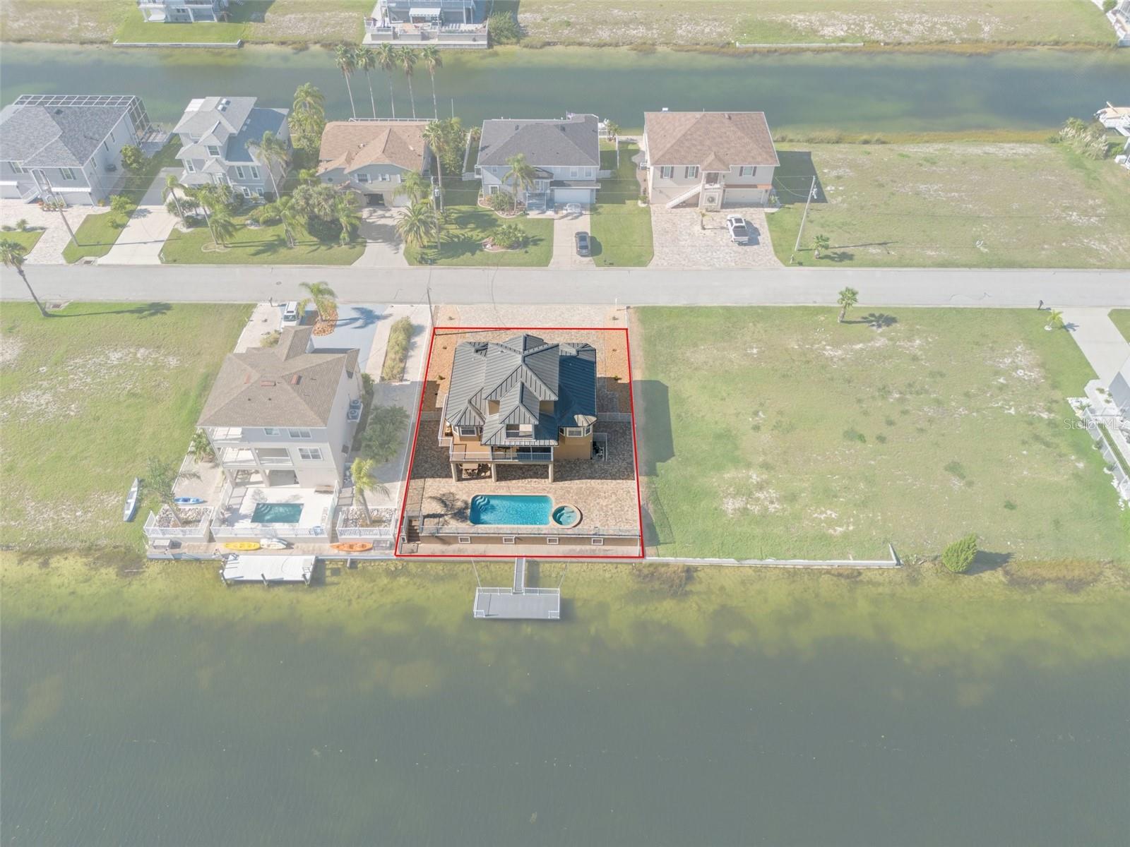 HERNANDO BEACH - Residential