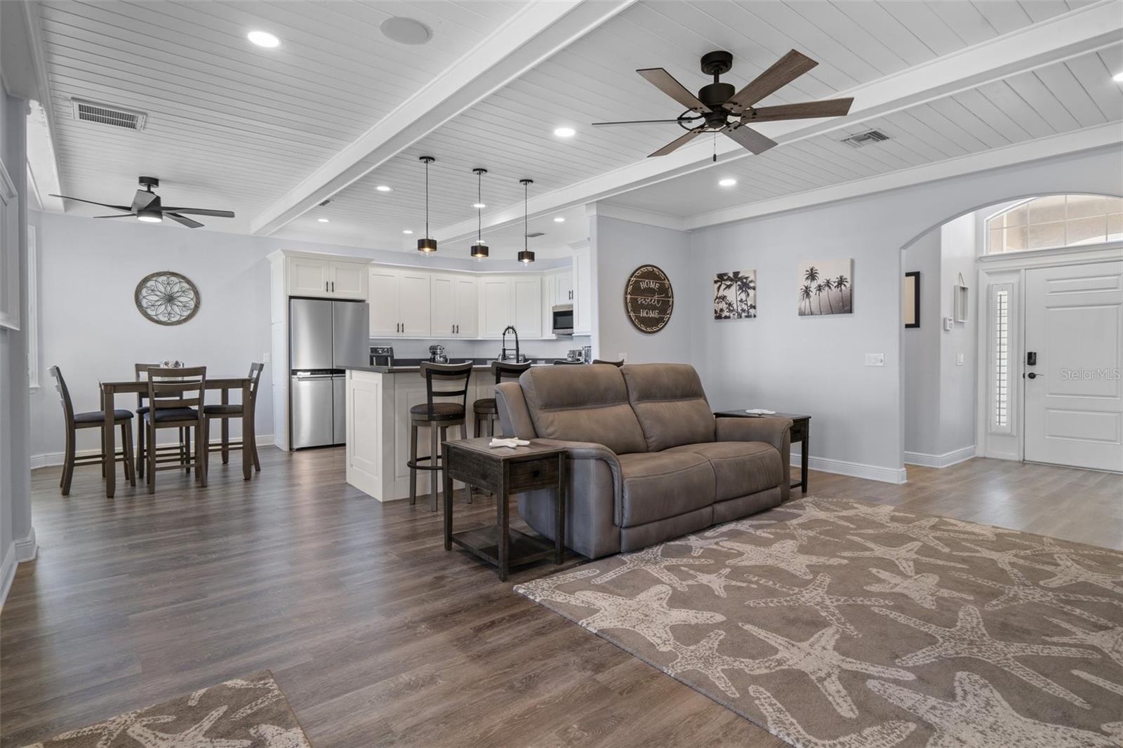 HERNANDO BEACH - Residential
