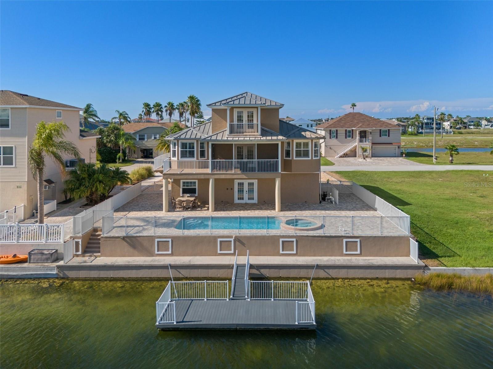 HERNANDO BEACH - Residential