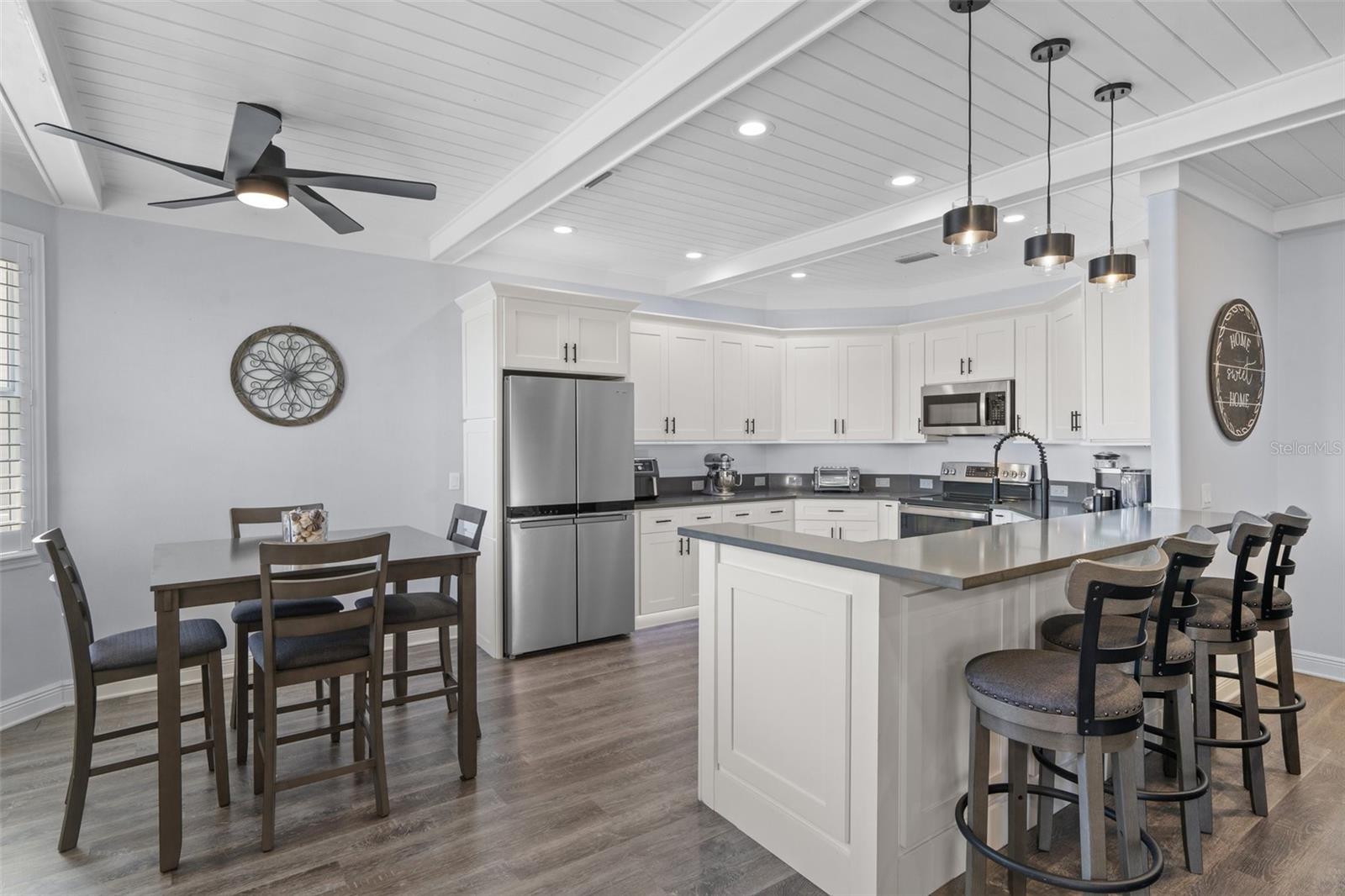 HERNANDO BEACH - Residential