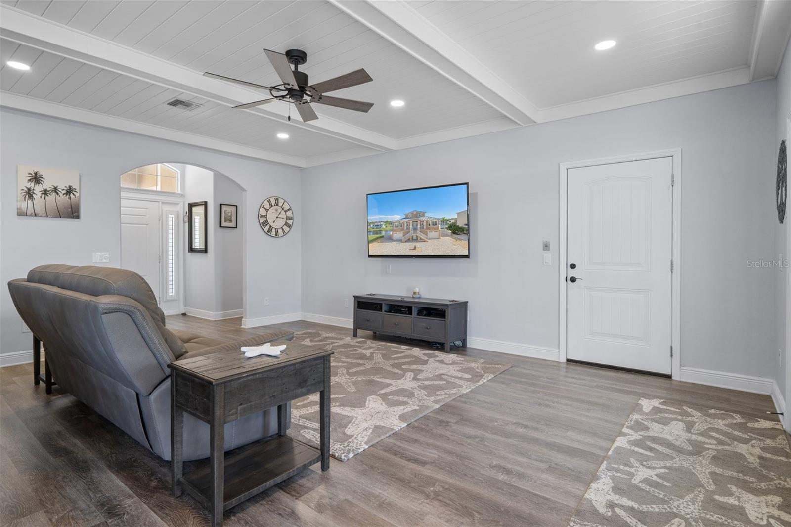 HERNANDO BEACH - Residential