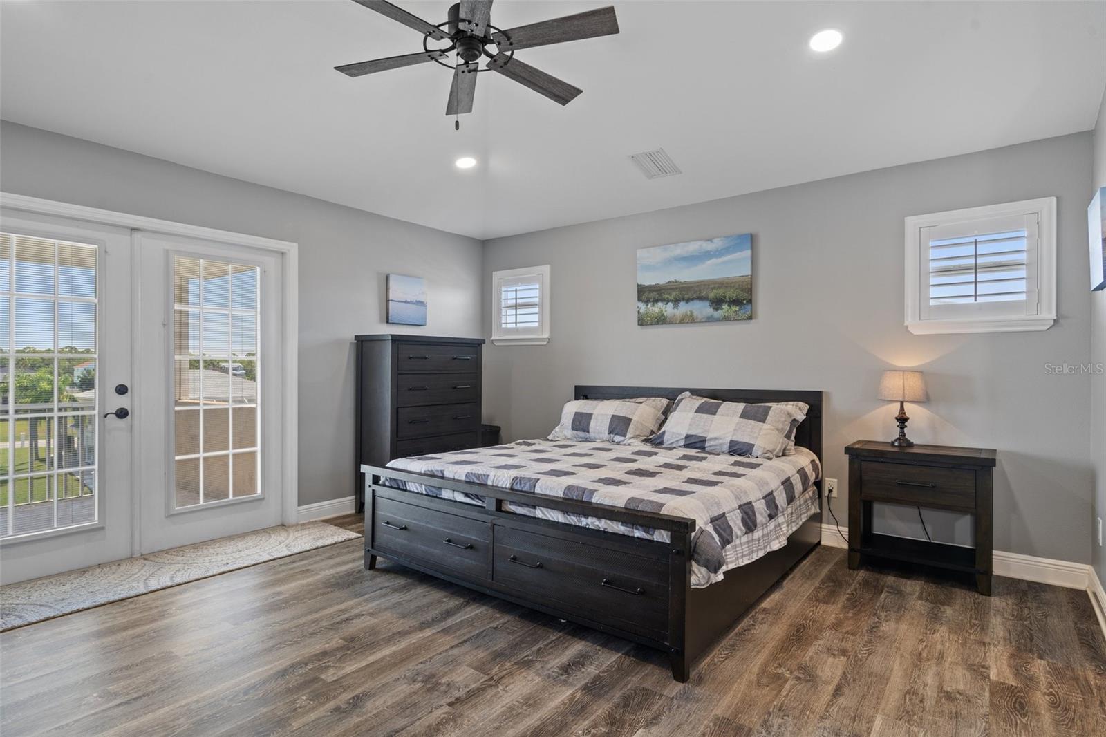 HERNANDO BEACH - Residential