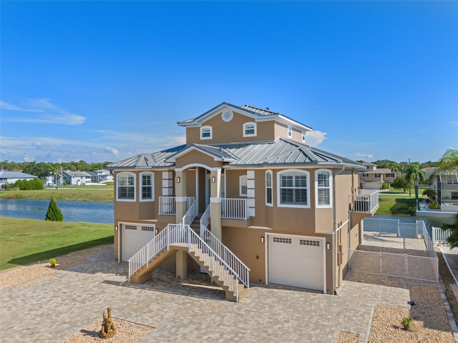 HERNANDO BEACH - Residential