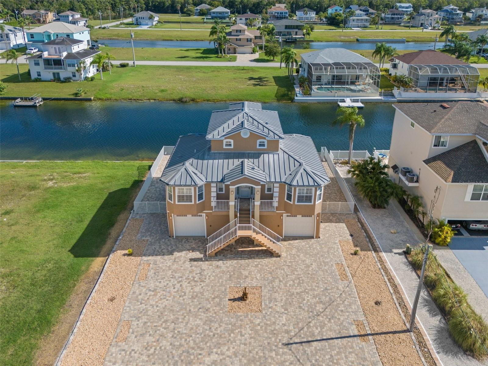 HERNANDO BEACH - Residential
