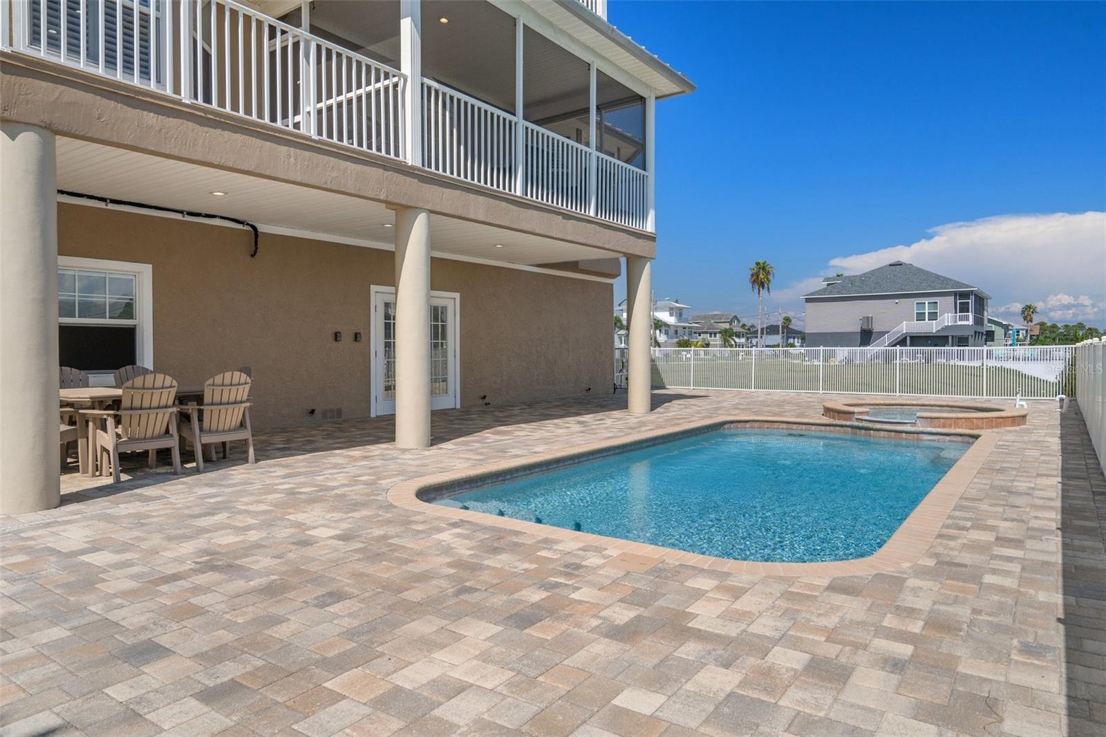 HERNANDO BEACH - Residential