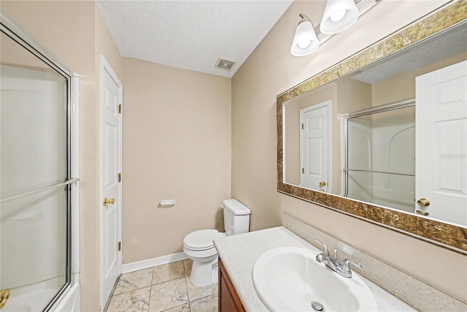 SHELDON CREEK - Residential Lease