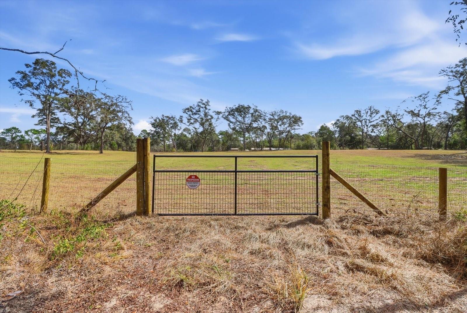 DEERWOOD - Land