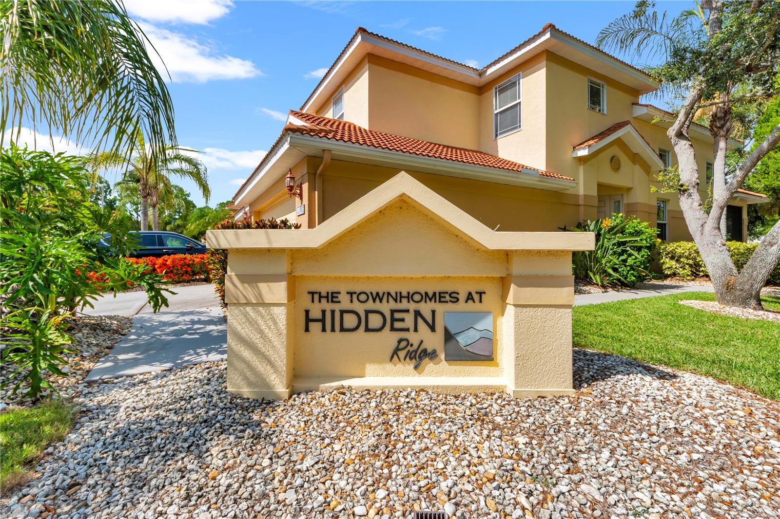 HIDDEN RIDGE TWNHMS - Residential