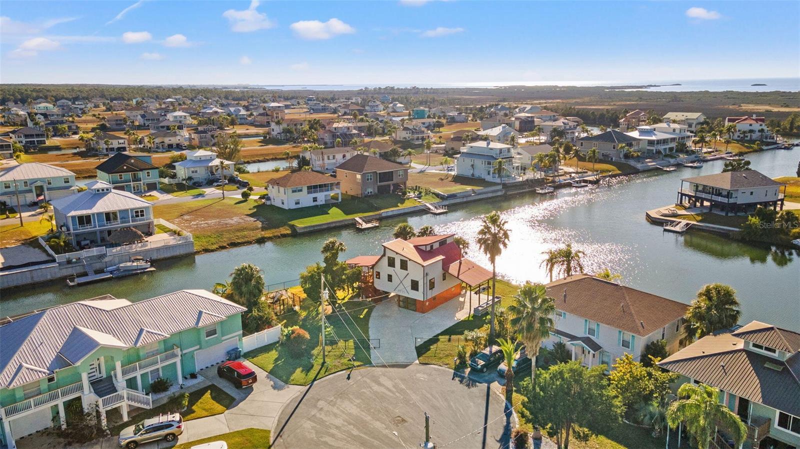 HERNANDO BEACH - Residential