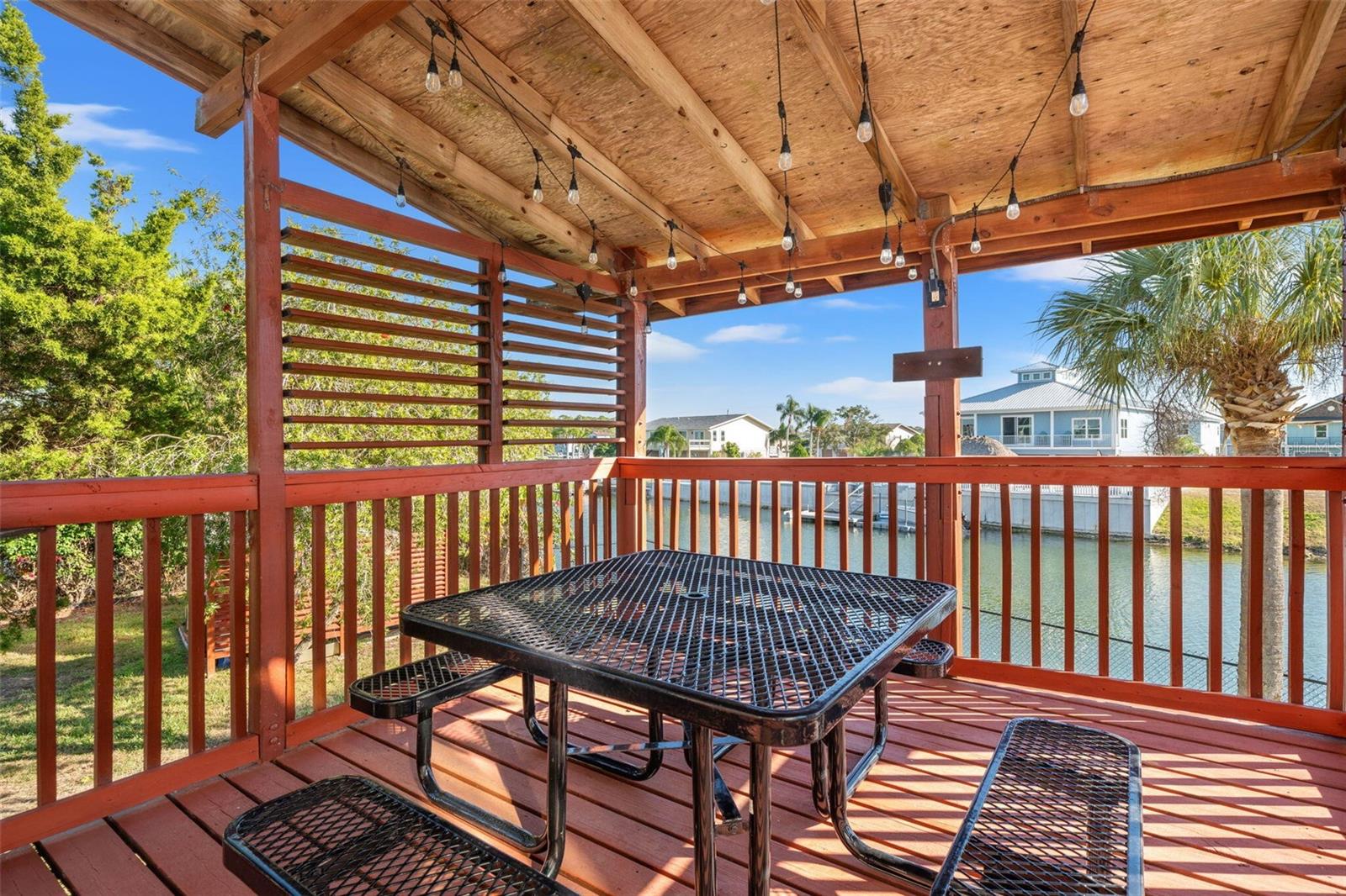 HERNANDO BEACH - Residential
