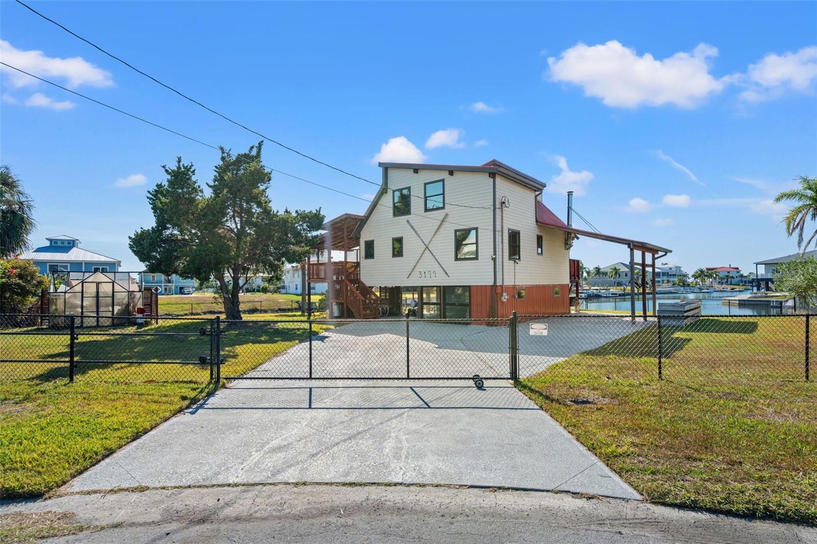 HERNANDO BEACH - Residential