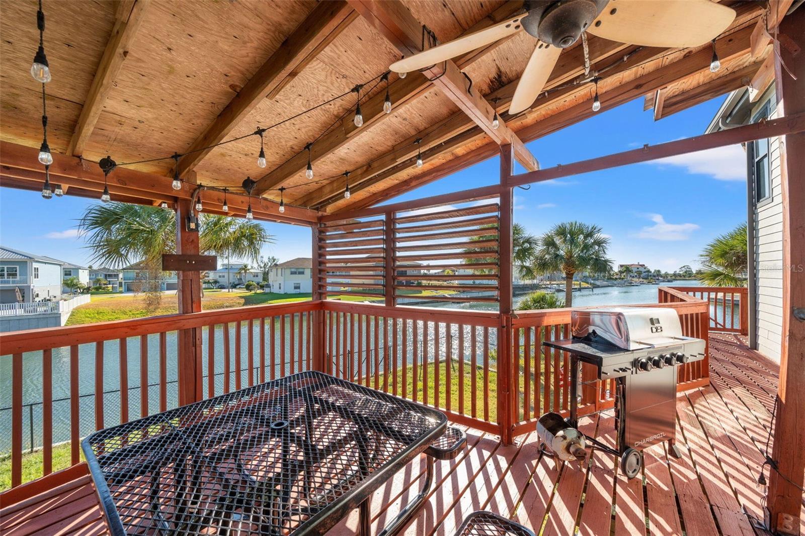 HERNANDO BEACH - Residential