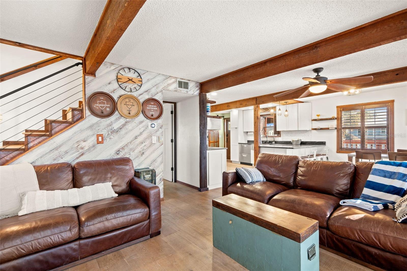 HERNANDO BEACH - Residential
