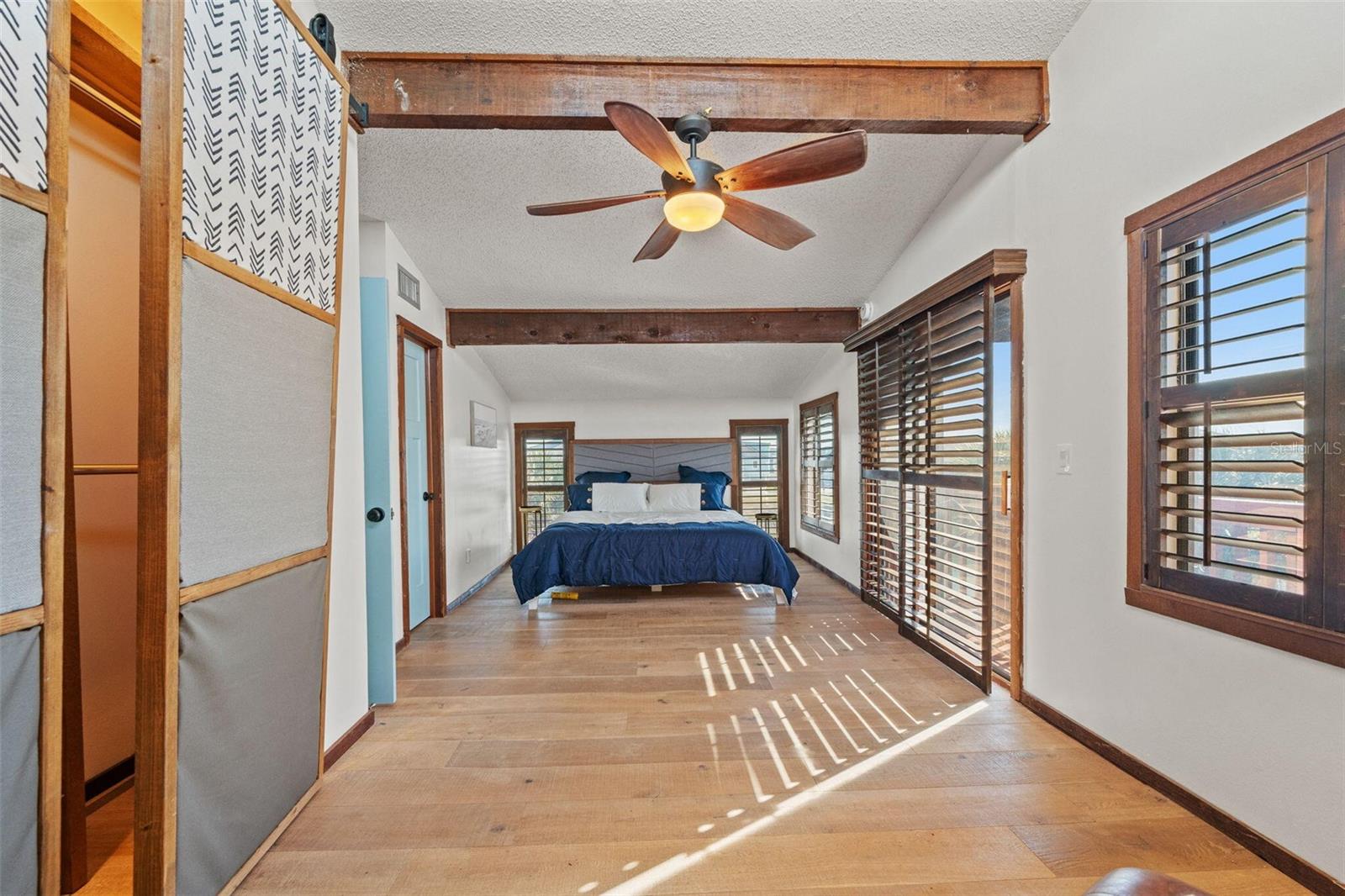 HERNANDO BEACH - Residential