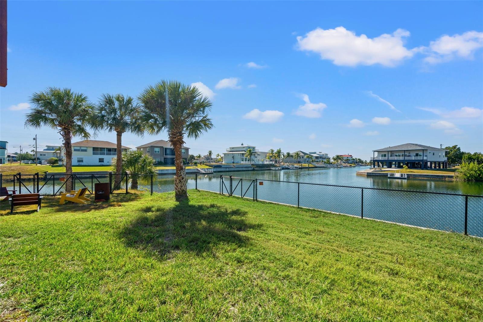 HERNANDO BEACH - Residential
