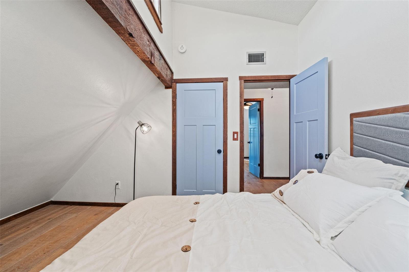 HERNANDO BEACH - Residential
