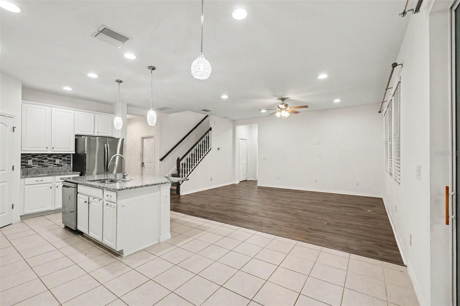 CARRIAGE POINTE SOUTH PH 2D2 - Residential