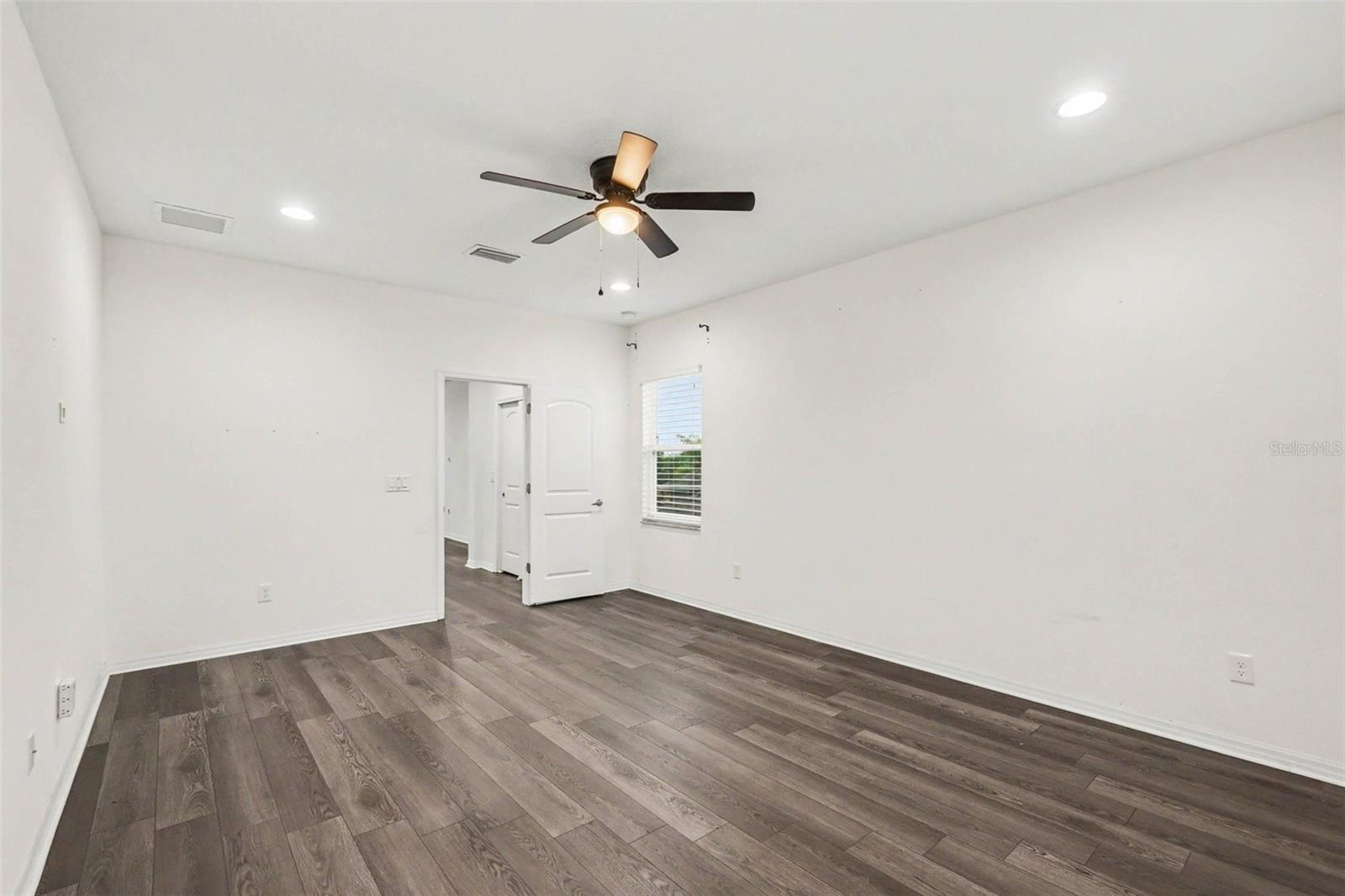 CARRIAGE POINTE SOUTH PH 2D2 - Residential