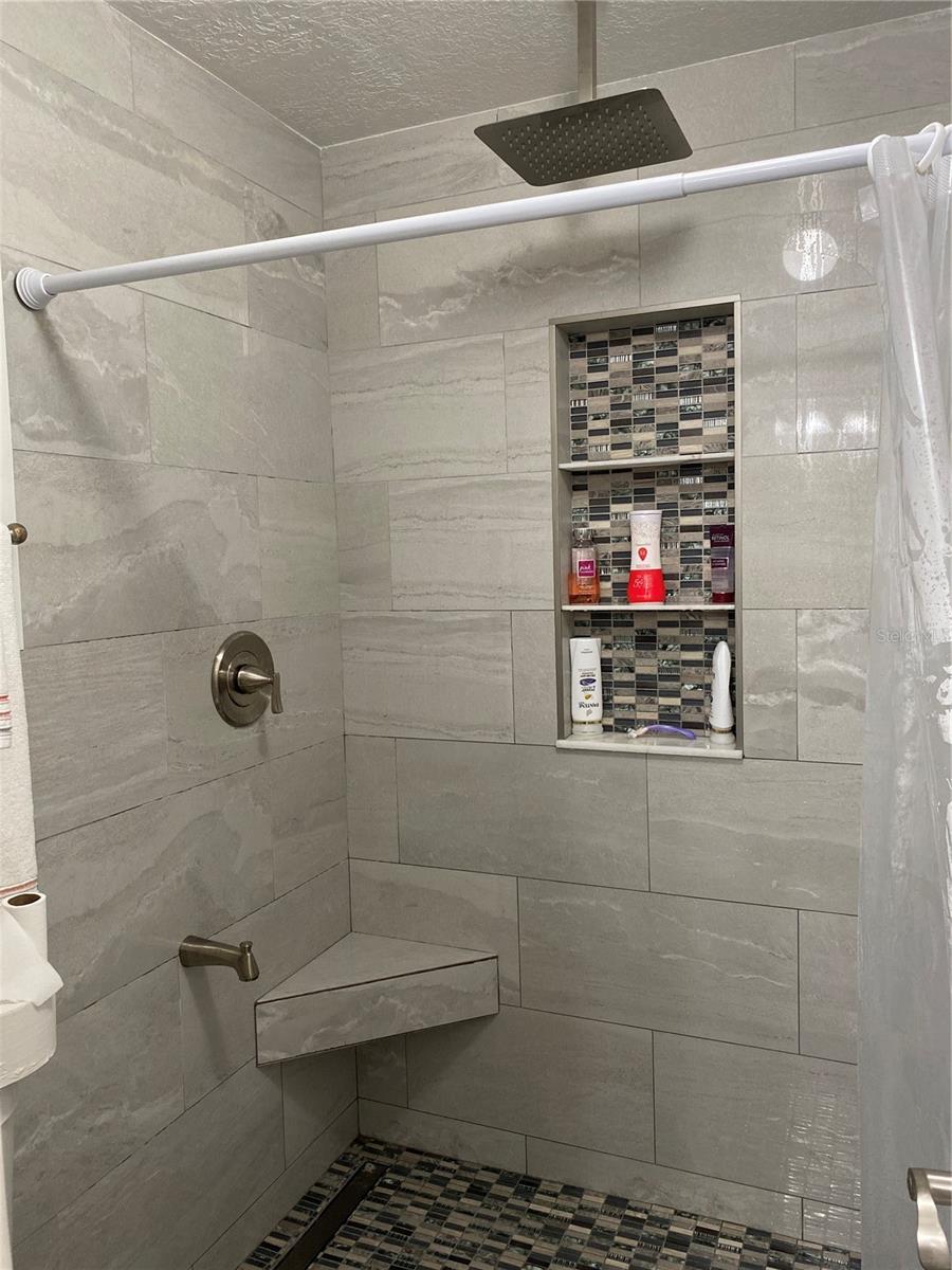 SUNCOAST POINTE VILLAGES 2A 2B & 03 - Residential Lease