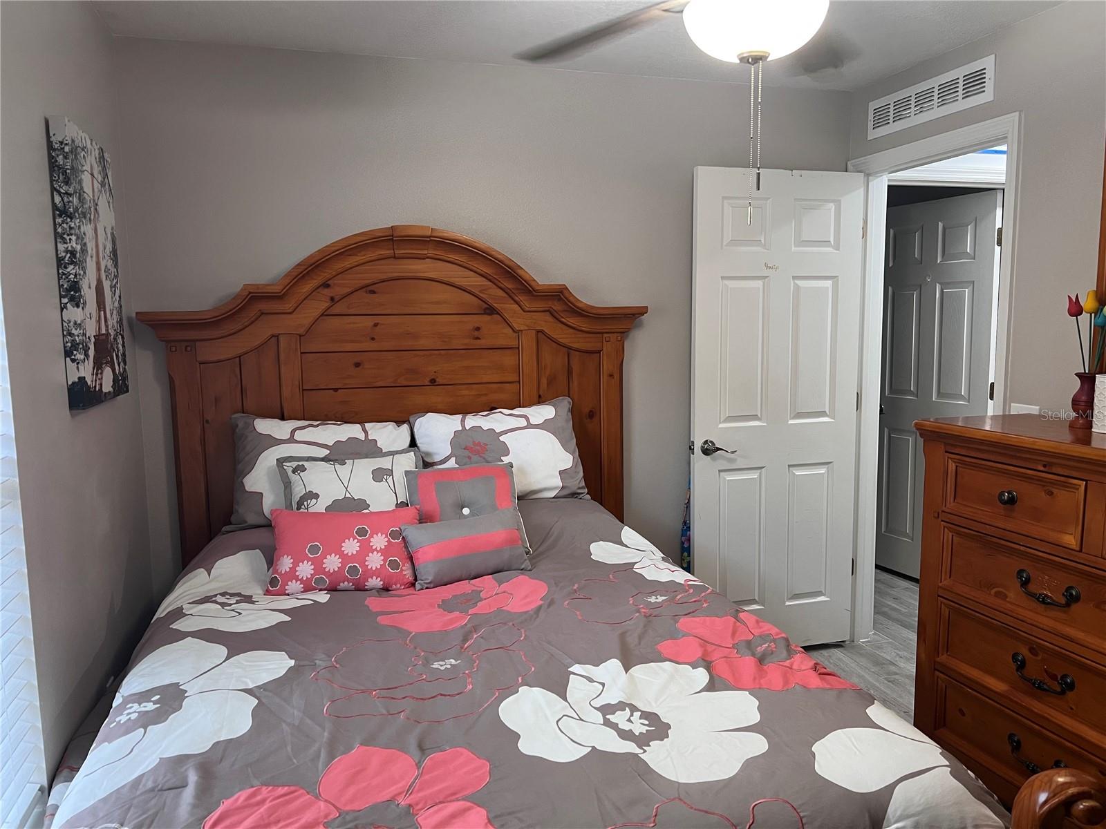 SUNCOAST POINTE VILLAGES 2A 2B & 03 - Residential Lease