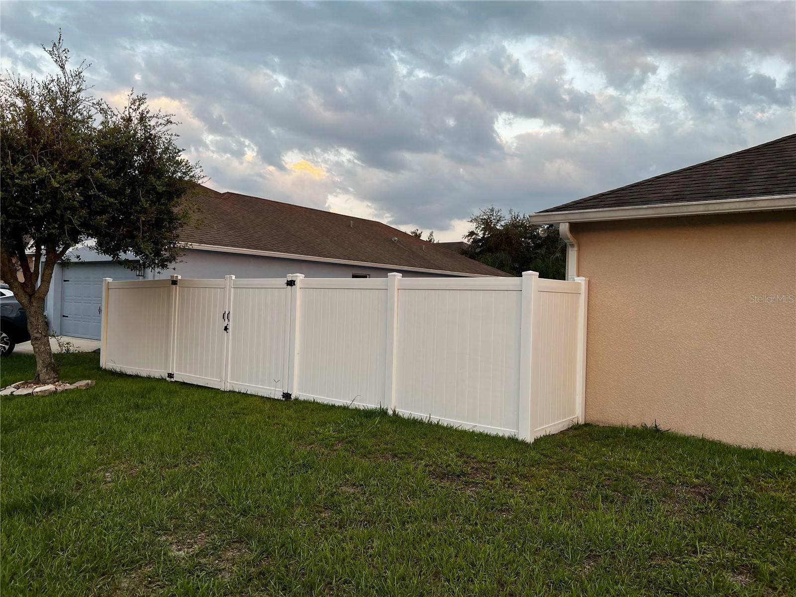 SUNCOAST POINTE VILLAGES 2A 2B & 03 - Residential Lease