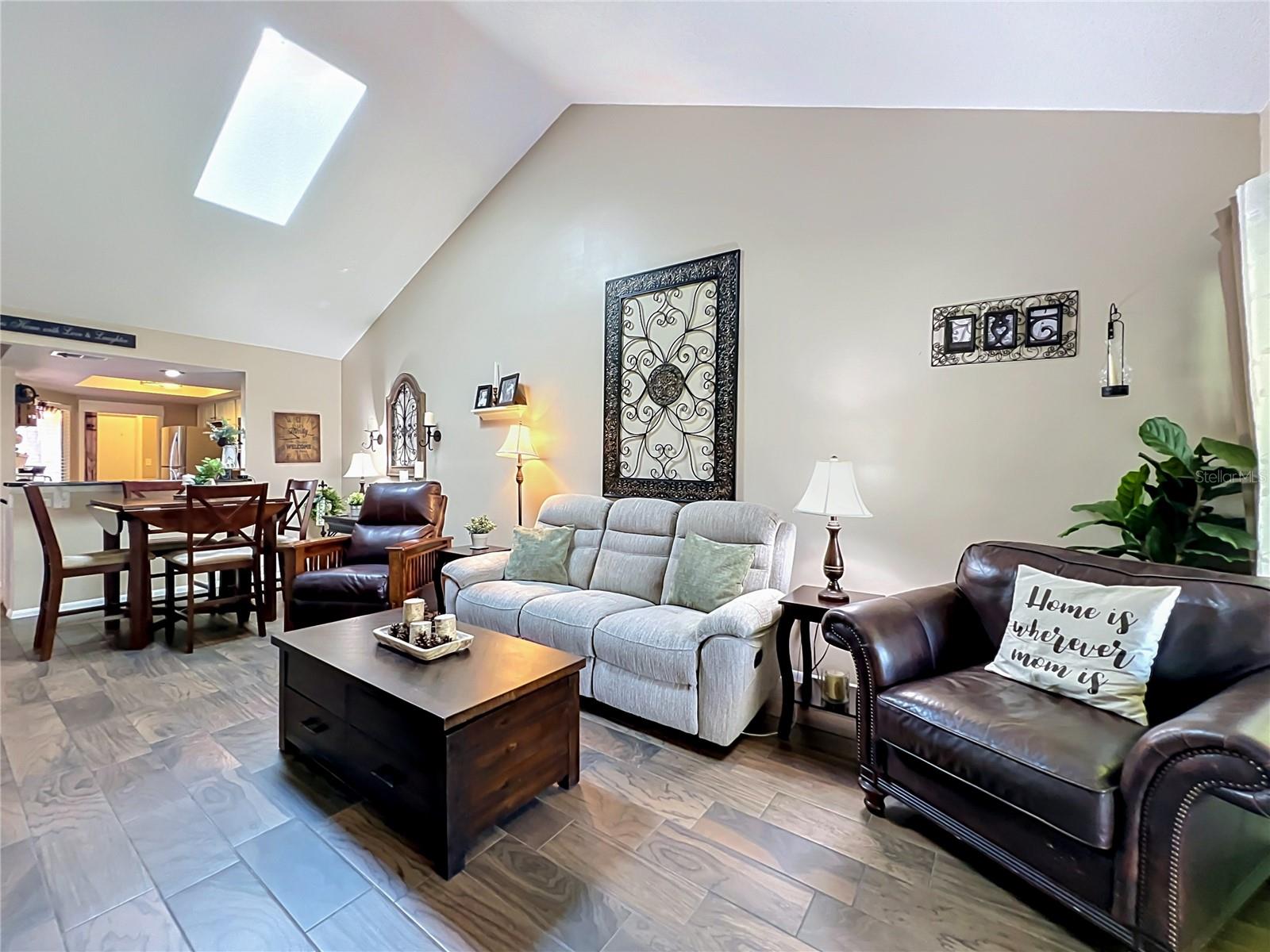 BAYWOOD NORTHWEST - Residential