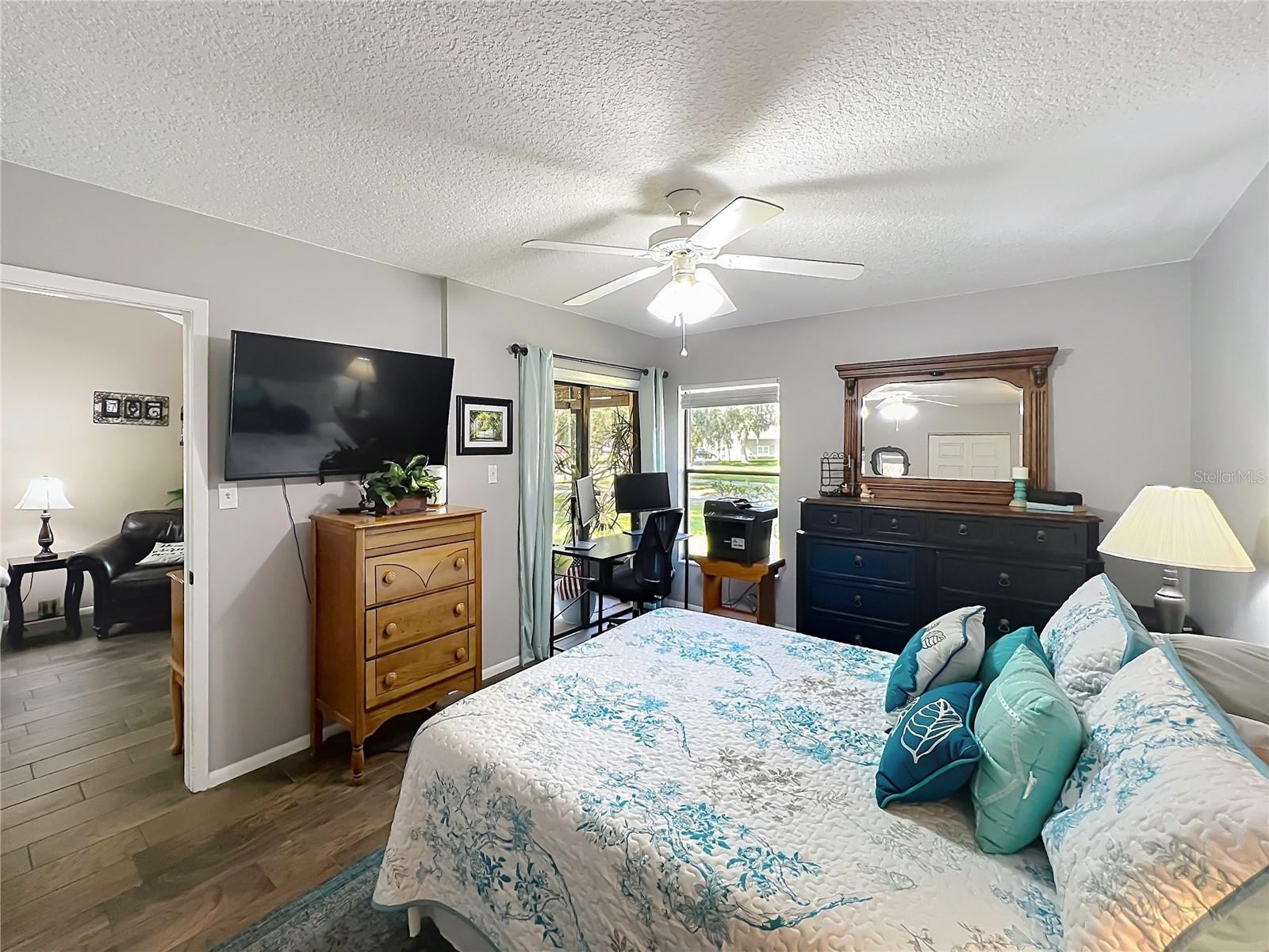BAYWOOD NORTHWEST - Residential