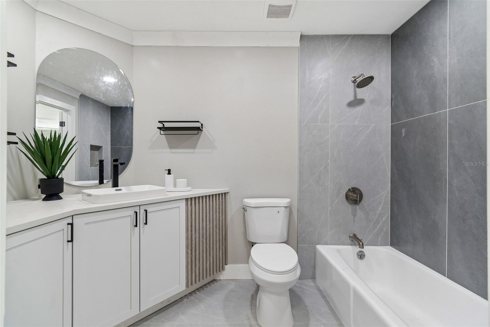 GULF HARBORS WOODLANDS - Residential