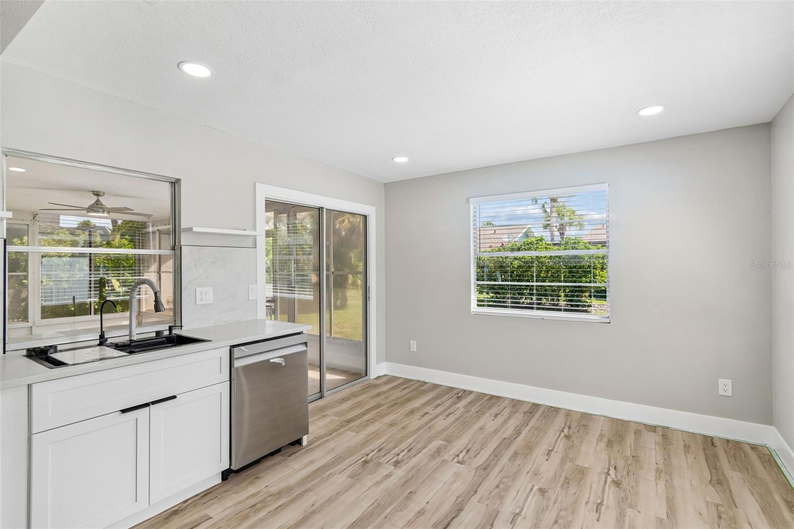 GULF HARBORS WOODLANDS - Residential