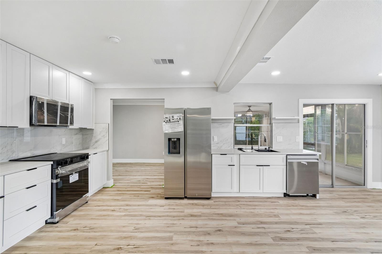 GULF HARBORS WOODLANDS - Residential