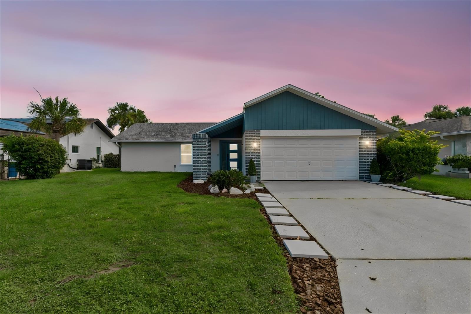 GULF HARBORS WOODLANDS - Residential