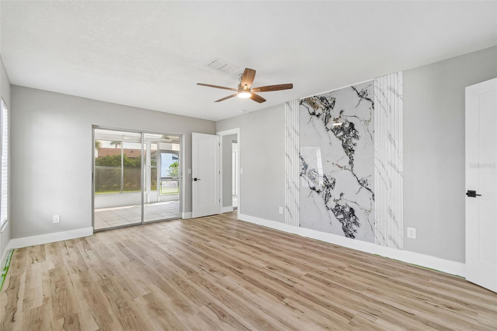GULF HARBORS WOODLANDS - Residential