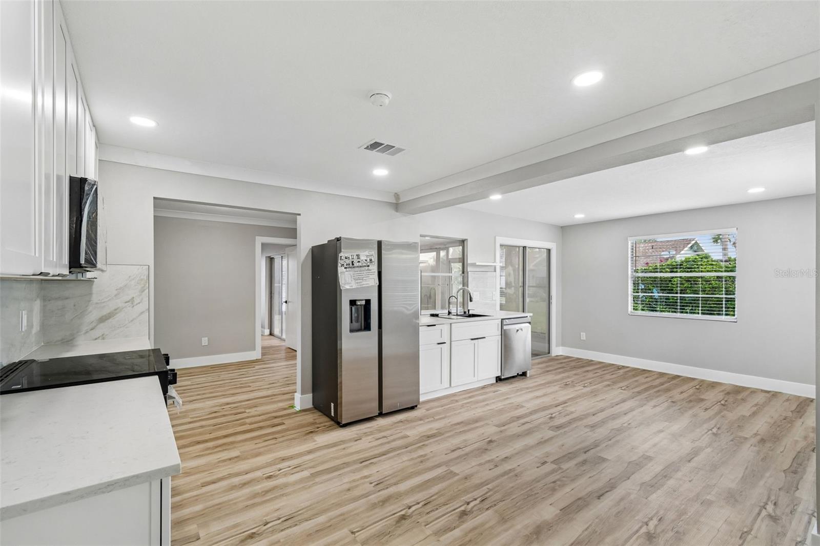 GULF HARBORS WOODLANDS - Residential