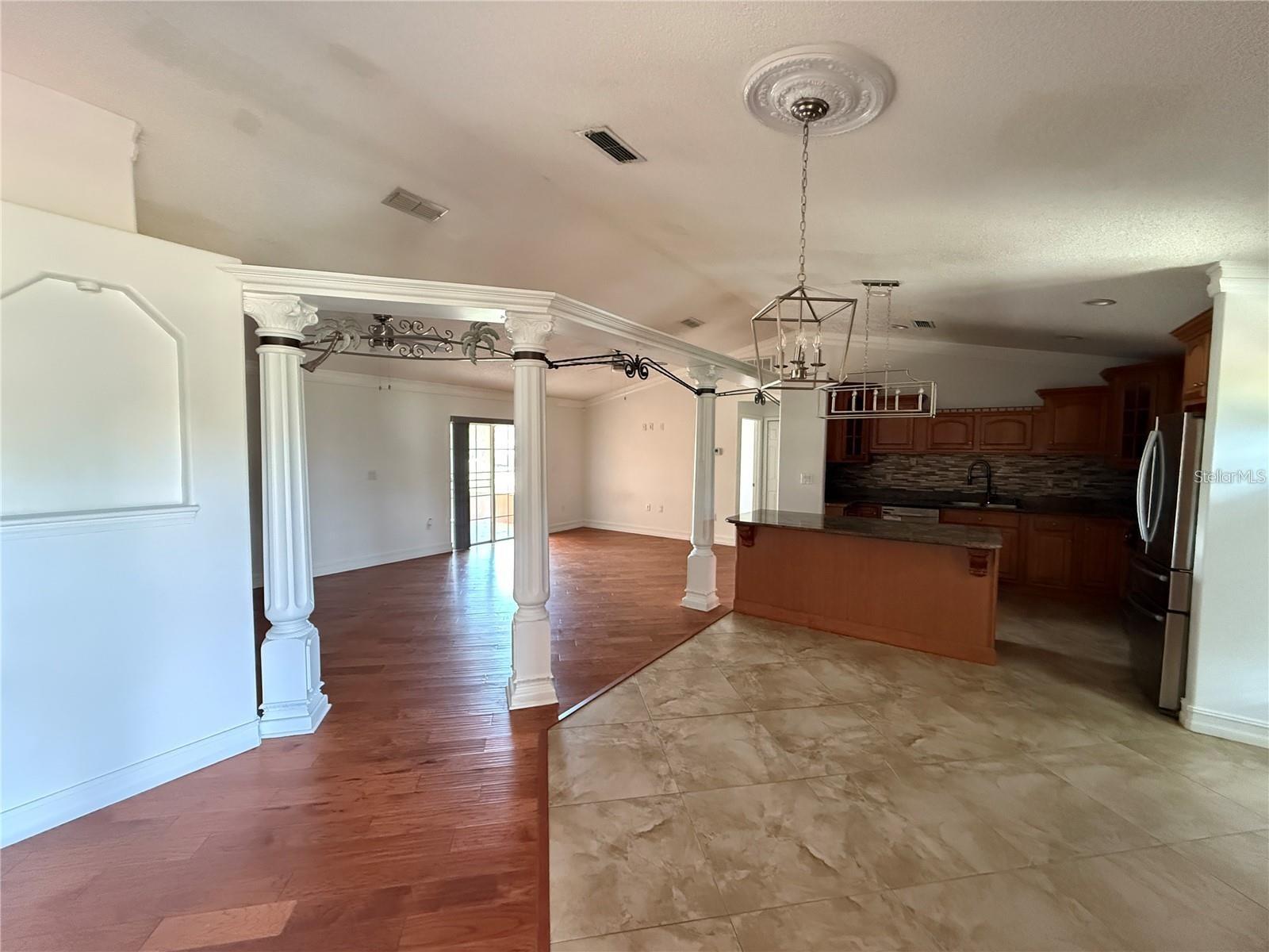 OAK POINTE - Residential Lease