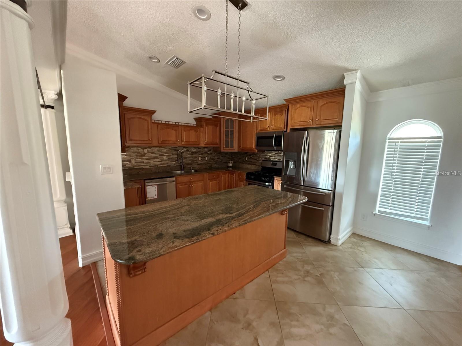OAK POINTE - Residential Lease